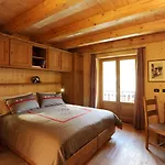 Hibou Chambres Affittacamere Cogne Bed & Breakfast Cogne