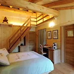 Hibou Chambres Affittacamere Cogne